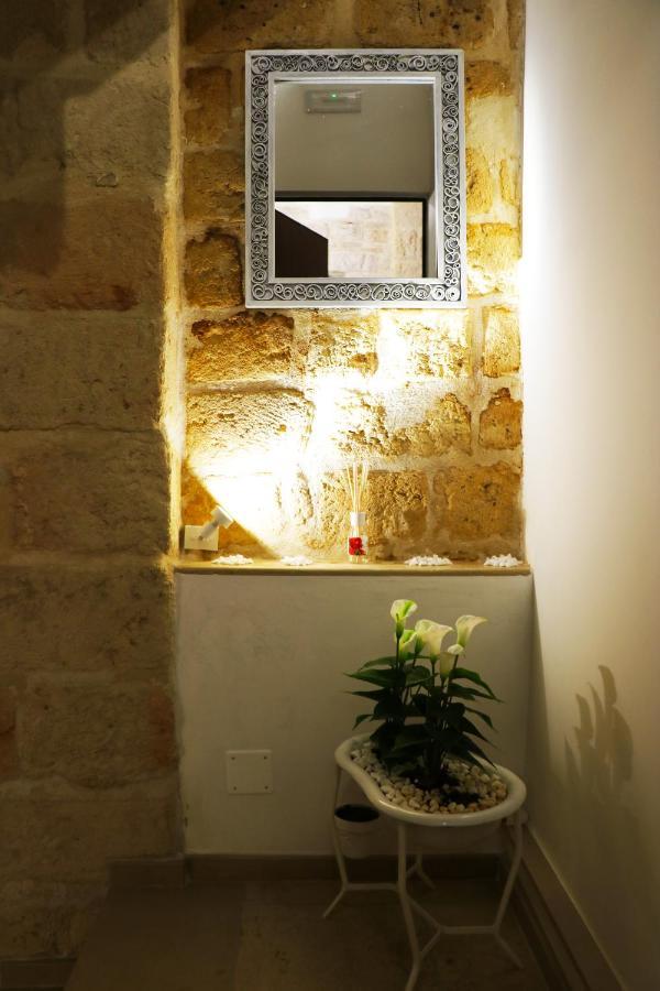 White Home Bisceglie Exterior photo