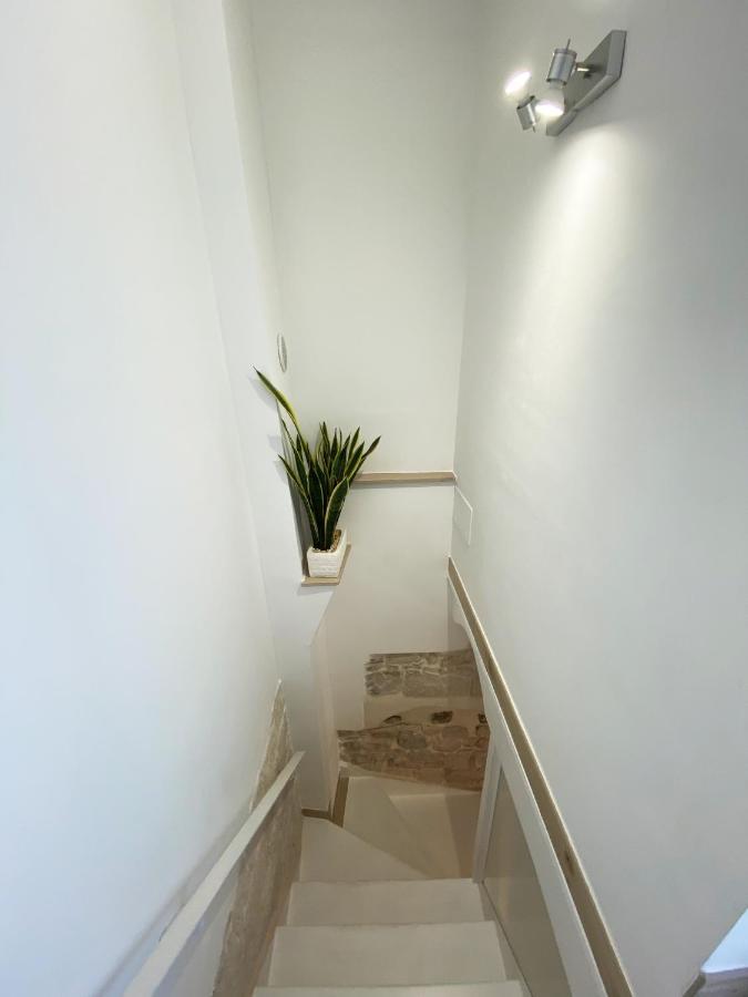 White Home Bisceglie Exterior photo