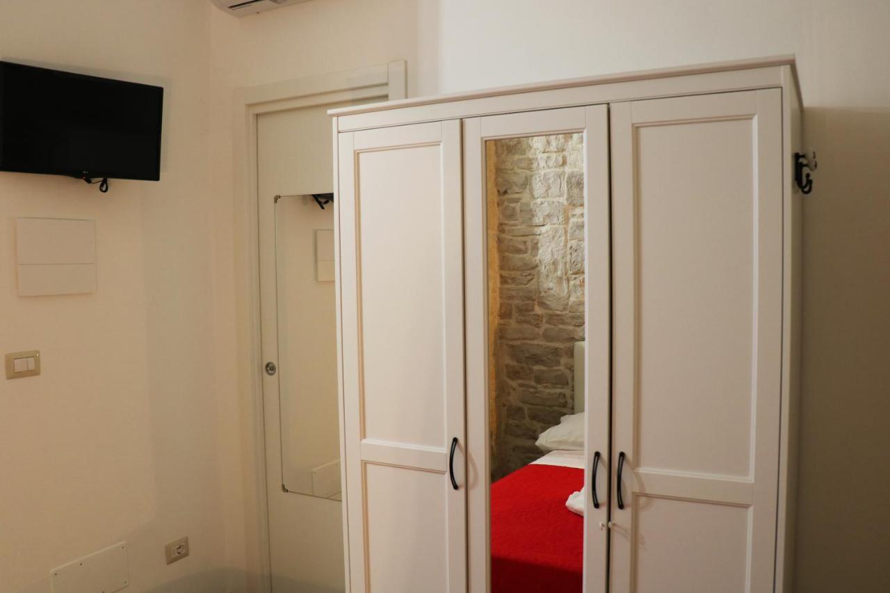 White Home Bisceglie Exterior photo